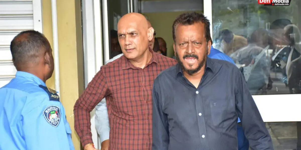 [En images] Pravind Jugnauth au tribunal de Pamplemousses