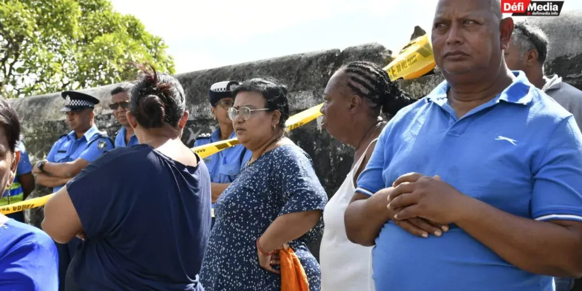 [En images] Meurtre de Prageena Jootun à Les Salines : Mavin Changia hué lors de la reconstitution des faits