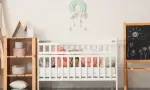 Congé de maternité d’un an : la petite enfance face au casse-tête de la réforme