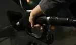 Le pétrole flambe sur fond d'escalade au Moyen-Orient
