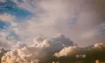 Météo : des averses localisées attendues, avec des températures supérieures aux normales saisonnières