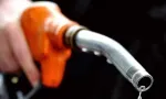 Le pétrole repart à la baisse, le marché relativise les risques en mer Rouge