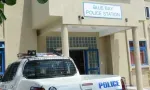 Blue Bay : drogue, argent liquide et uniformes de police saisis après l'arrestation de deux suspects