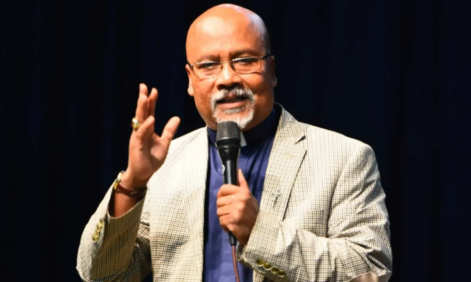 Père Jocelyn Grégoire