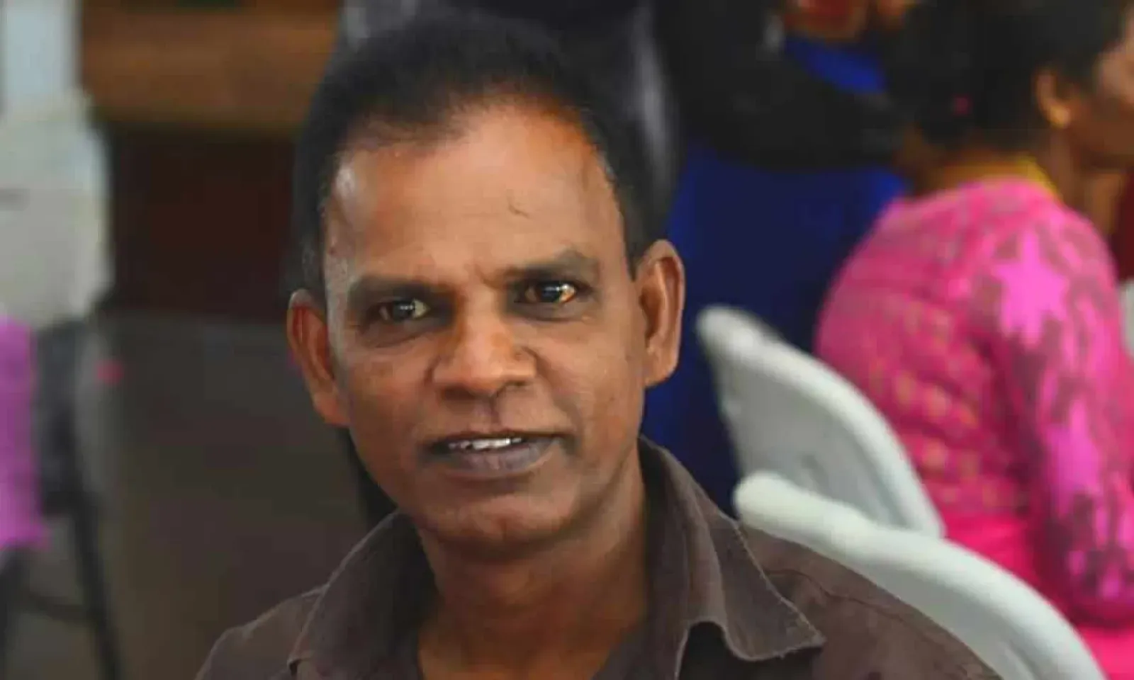 La victime d'électrocution.