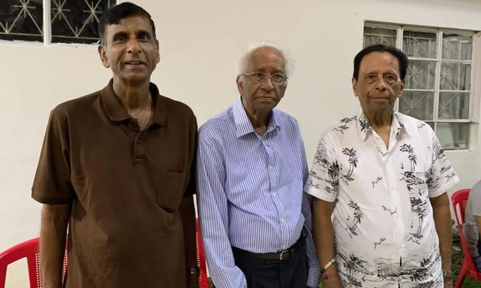 Rajendradew Jugnauth, Prahlad Jugnauth et SAJ le 2 janvier 2020 lors d’un rassemblement familial chez le premier nommé.