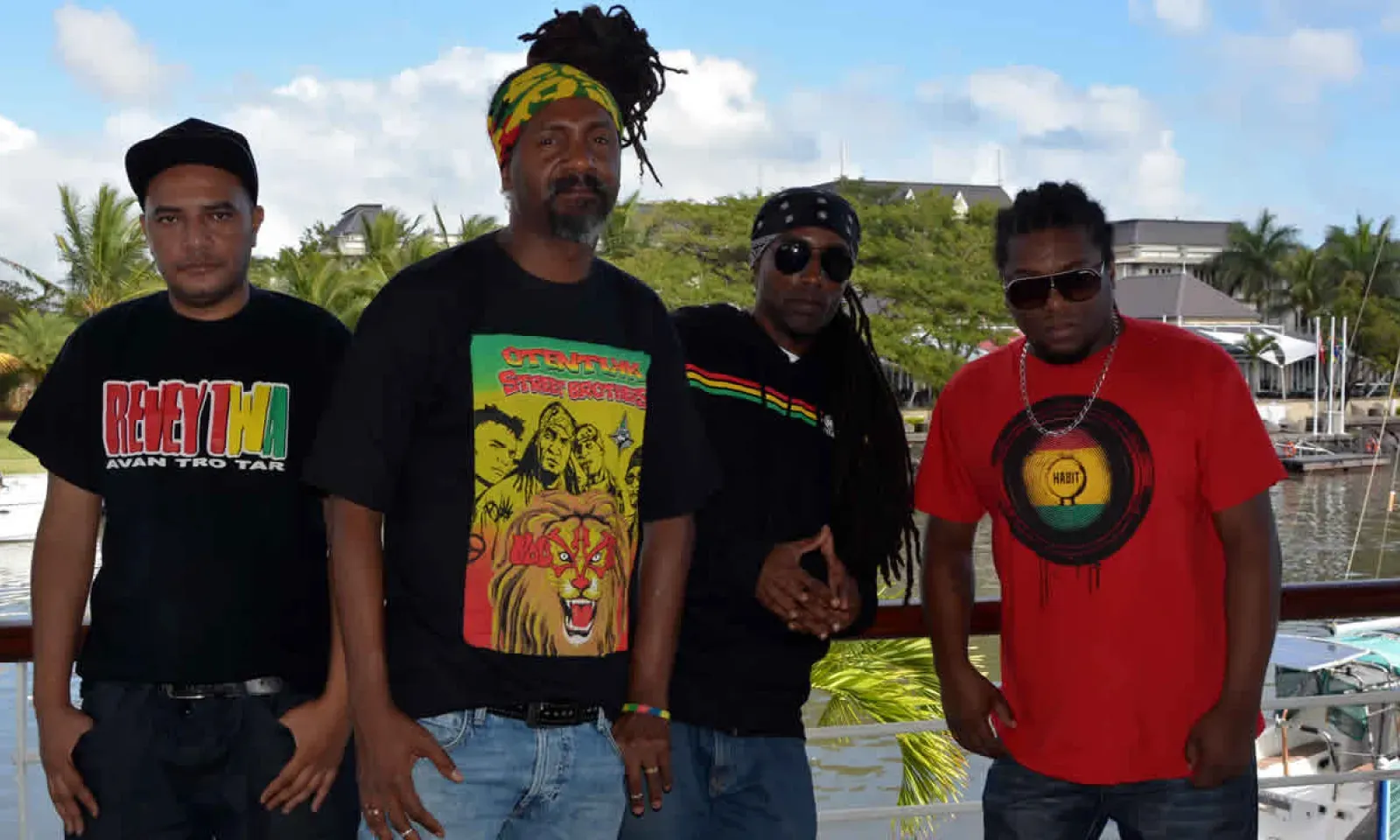 OSB Crew, lors de son dernier passage  à Mahébourg. 