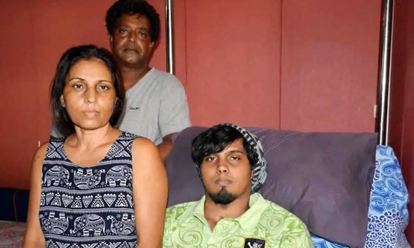 Sarhvesh Racktoo et ses parents.