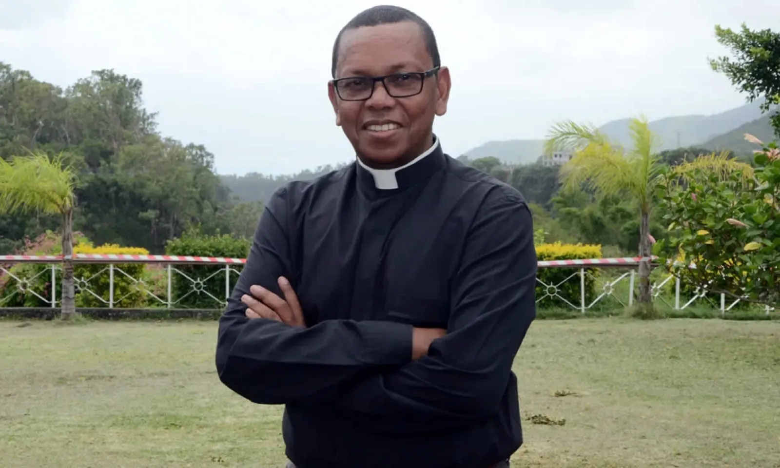 Père Jean-Claude Véder