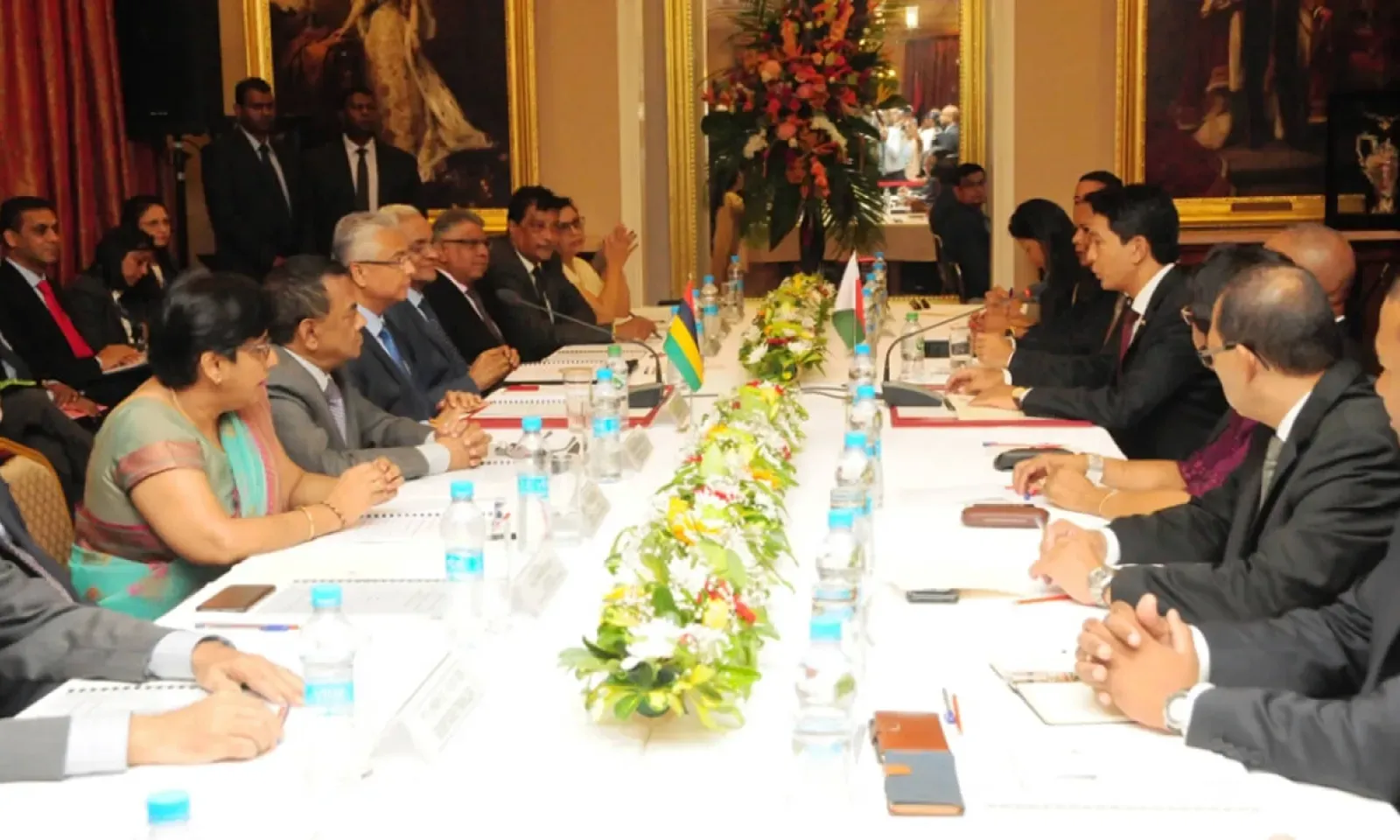 « Ensemble Maurice et Madagascar avancent main dans la main »