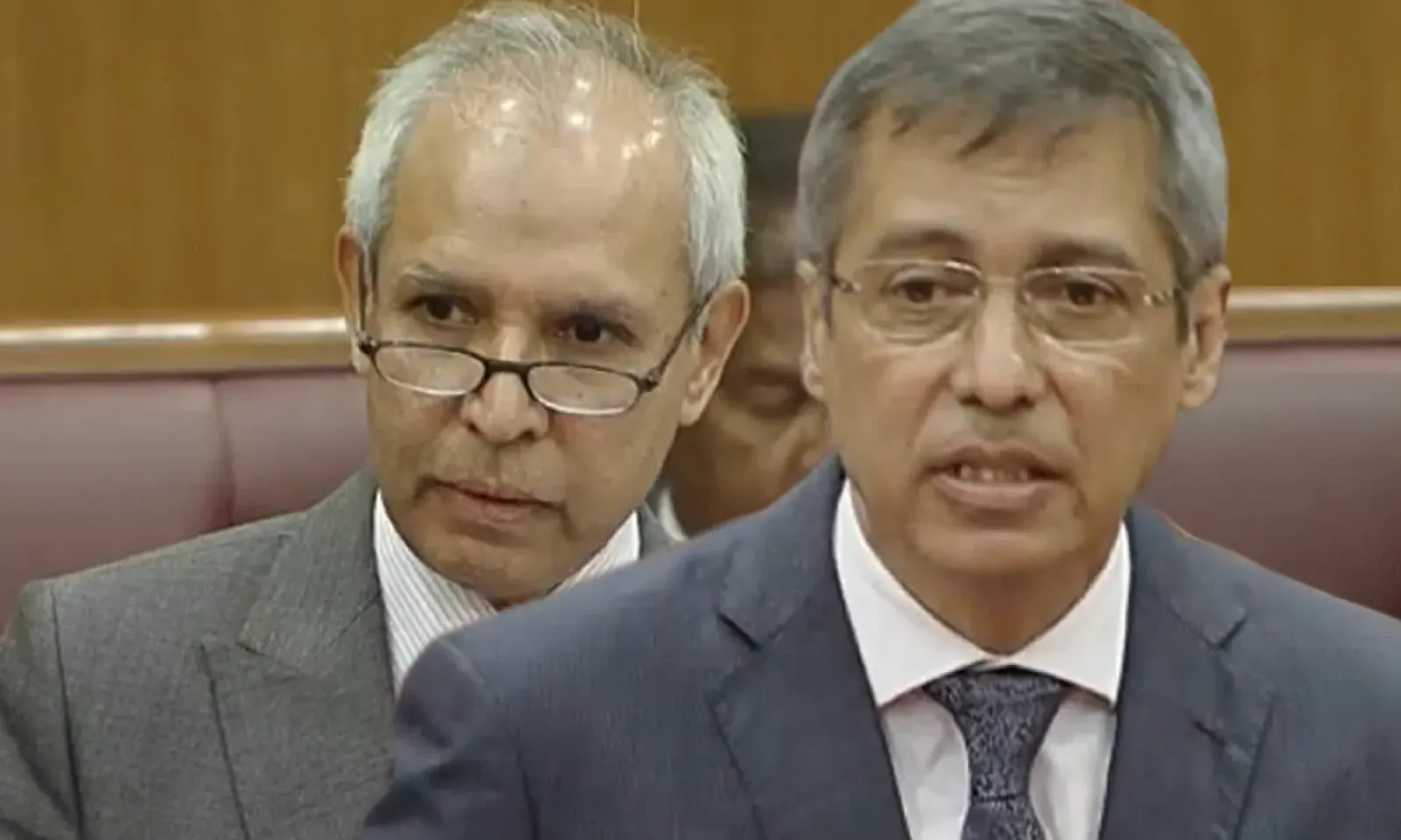 Anwar Husnoo et Xavier-Luc Duval.