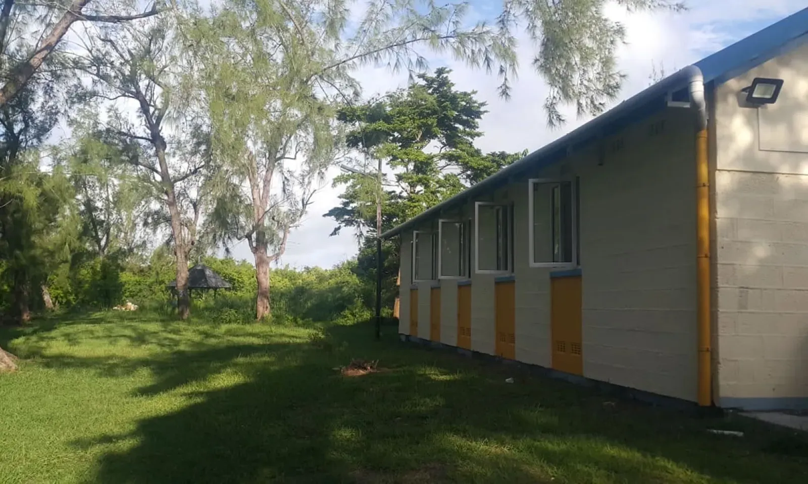 Les autorités disent faire de leur mieux pour accueillir les personnes en quarantaine.