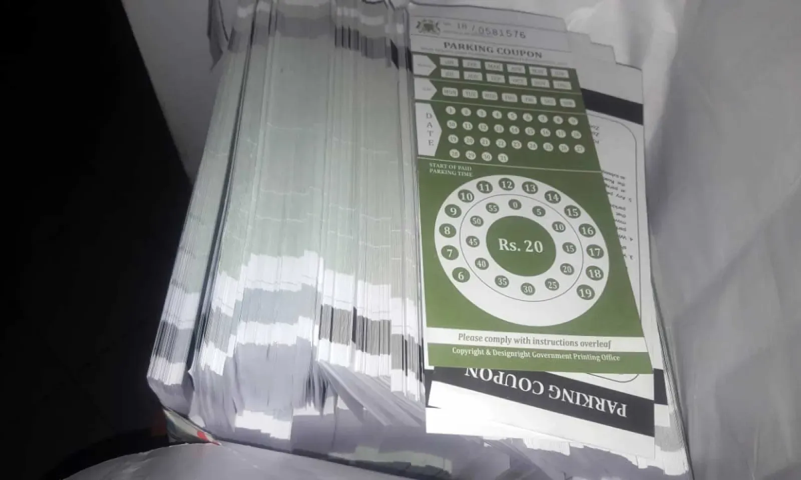 Les coupons contrefaits ne portent pas le sceau de la NTA.