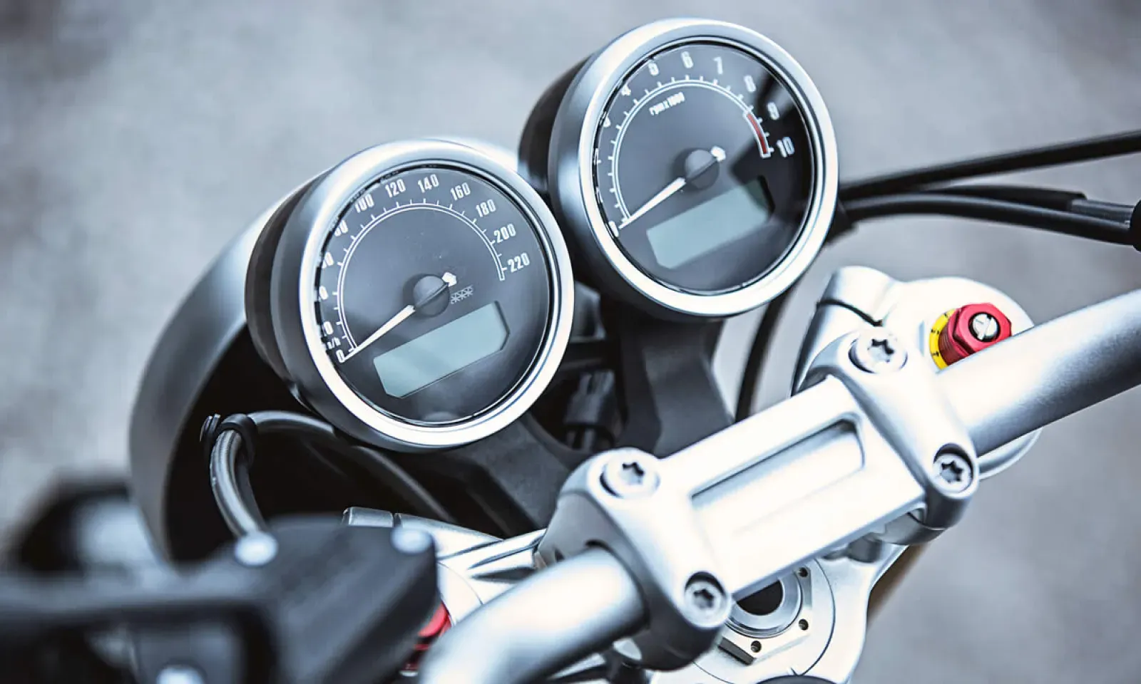 Motocyclette en panne