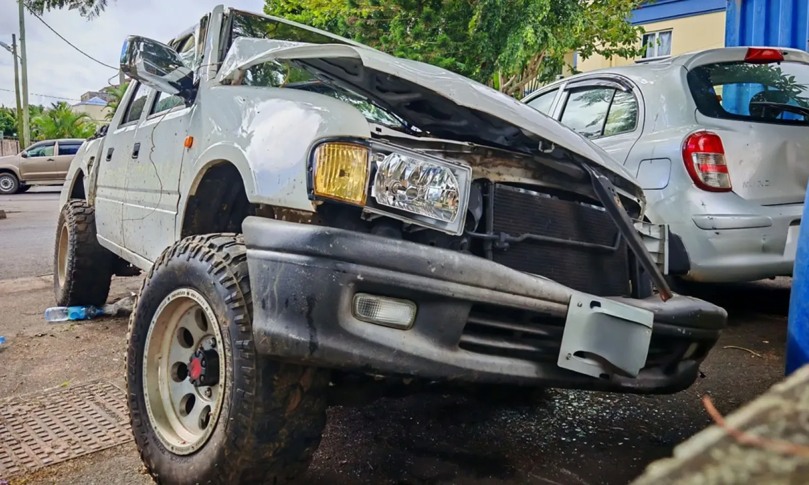 Le véhicule que conduisait Anthony Argendra endommagé après ce terrible accident.