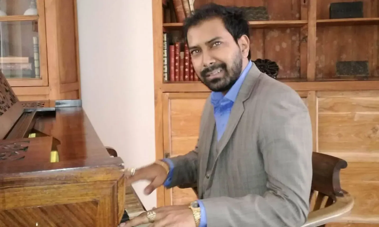 Saneethe Vidwan Sharvan Boyjoonauth