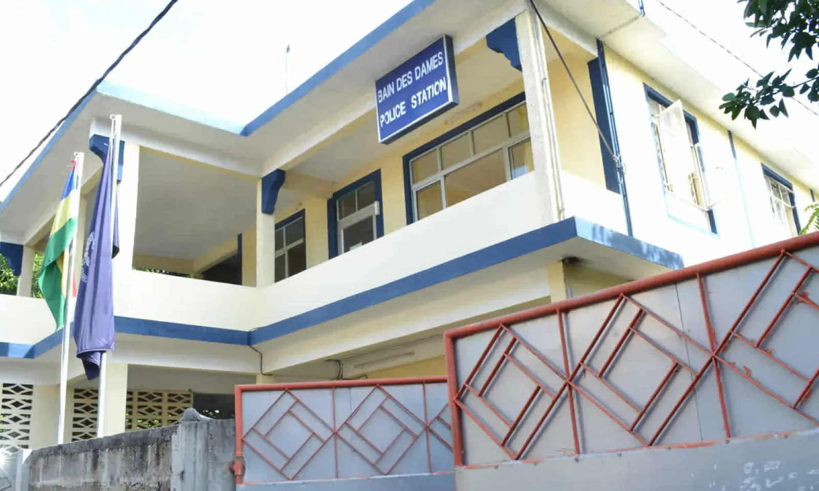 Poste de police de Bain-des-Dames