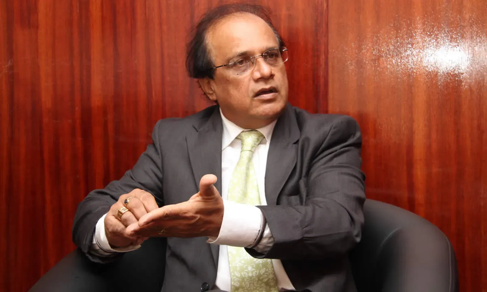 les forces et faiblesses de la loi anti-corruption - Ajay Daby, sur la POCA : «L’idée n’est pas d’absoudre le politicien, mais de viser la maldonne»