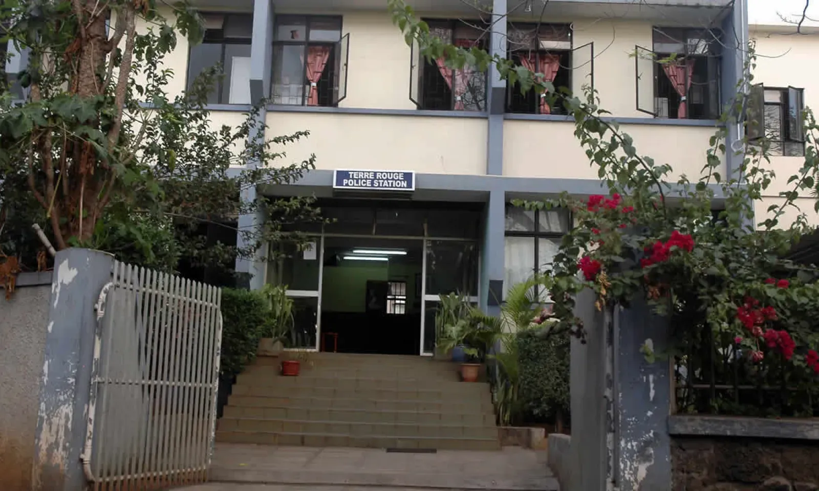 police de Terre-Rouge