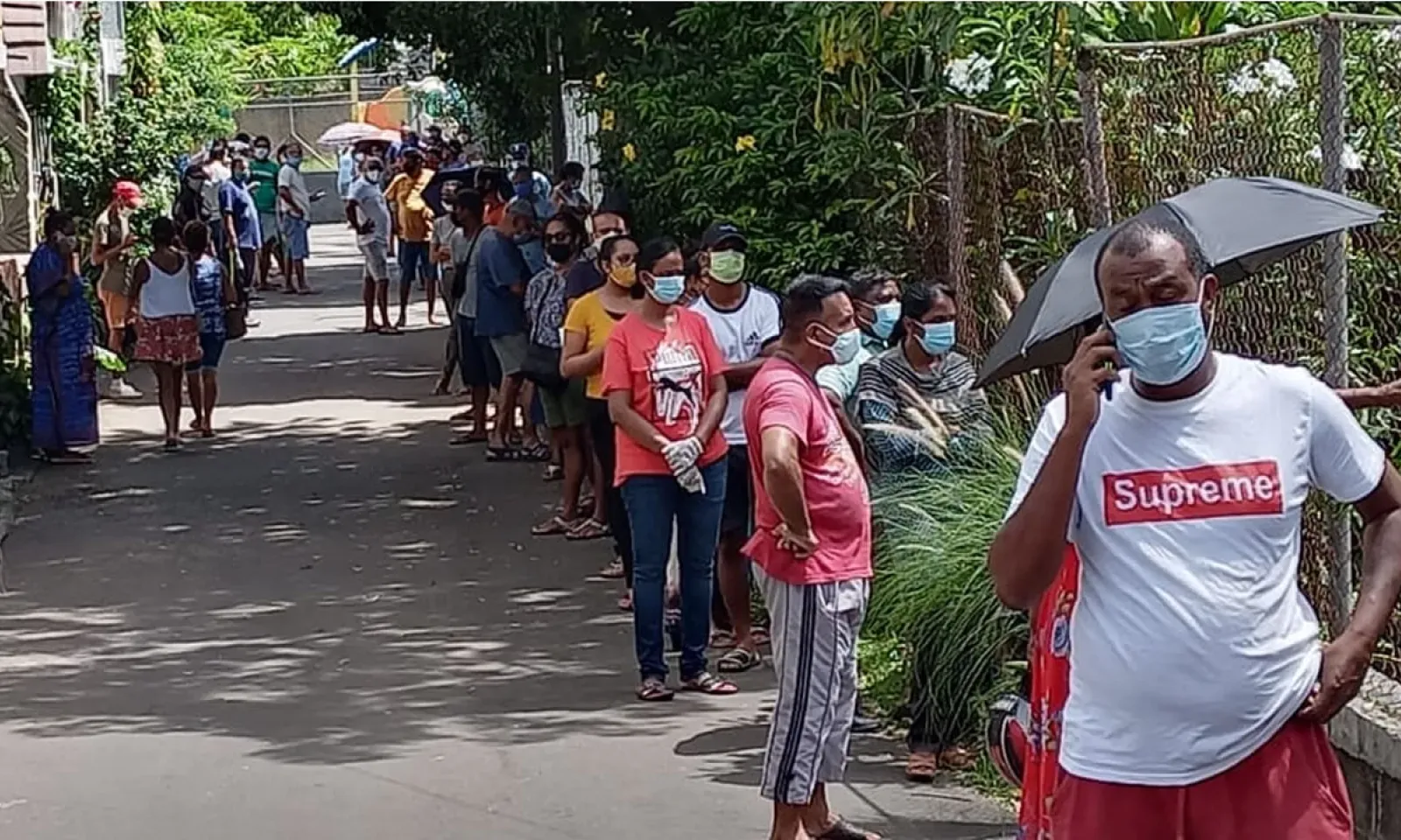 Covid-19 : dépistage de masse à La Caverne, Vacoas