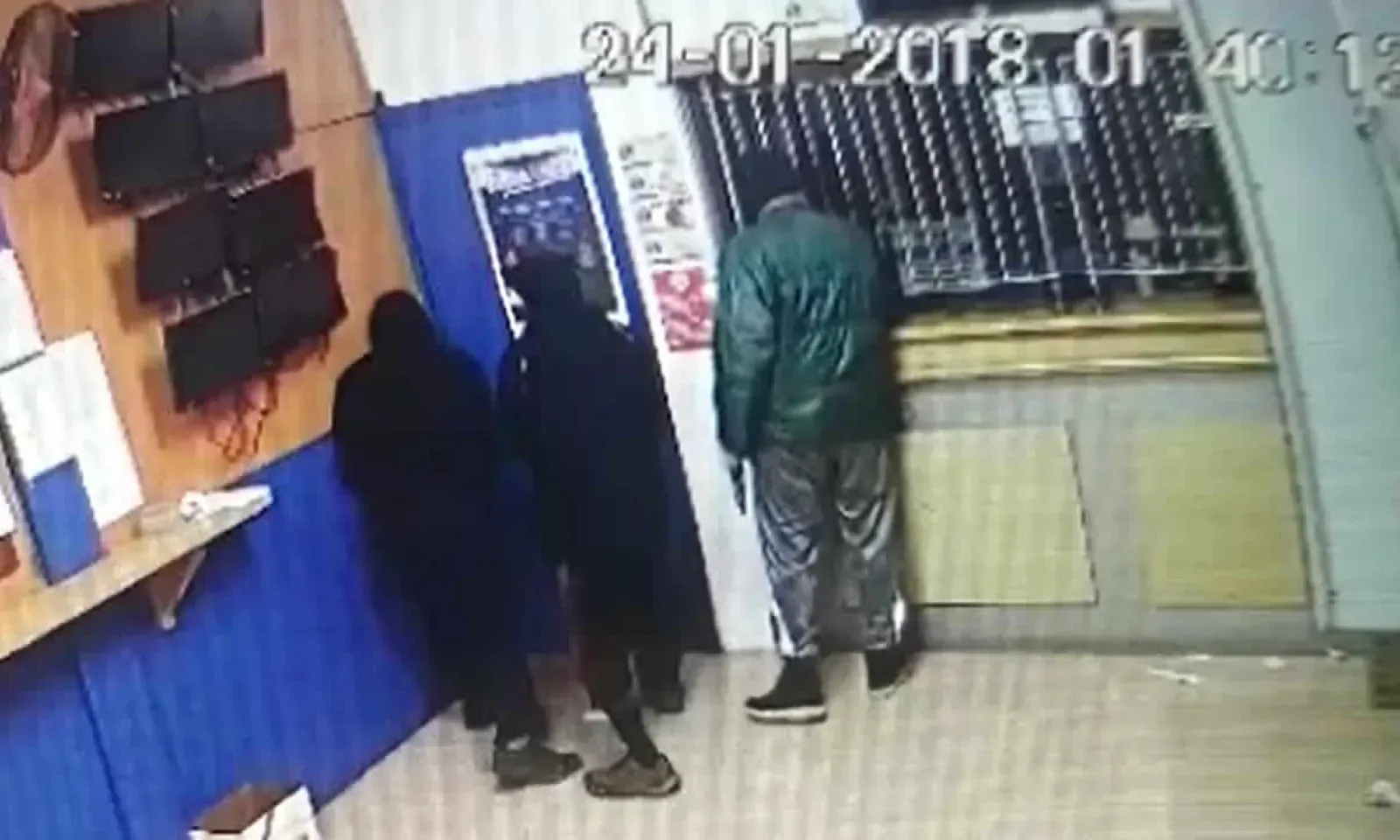 Cambriolage à Stevenhills et Indian Oil