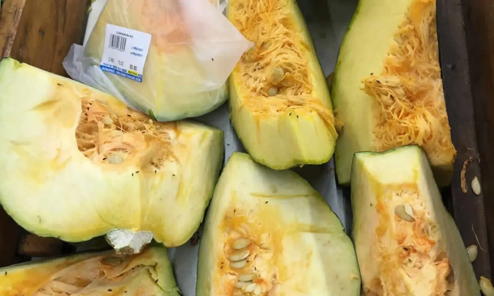 moucherons sur des giraumons