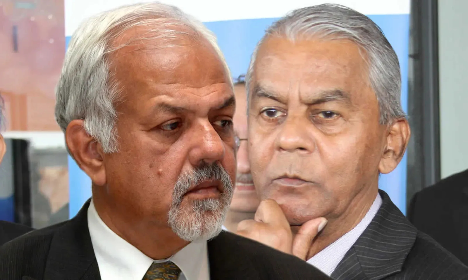 Yandraduth Googoolye et Ramesh Basant Roi.