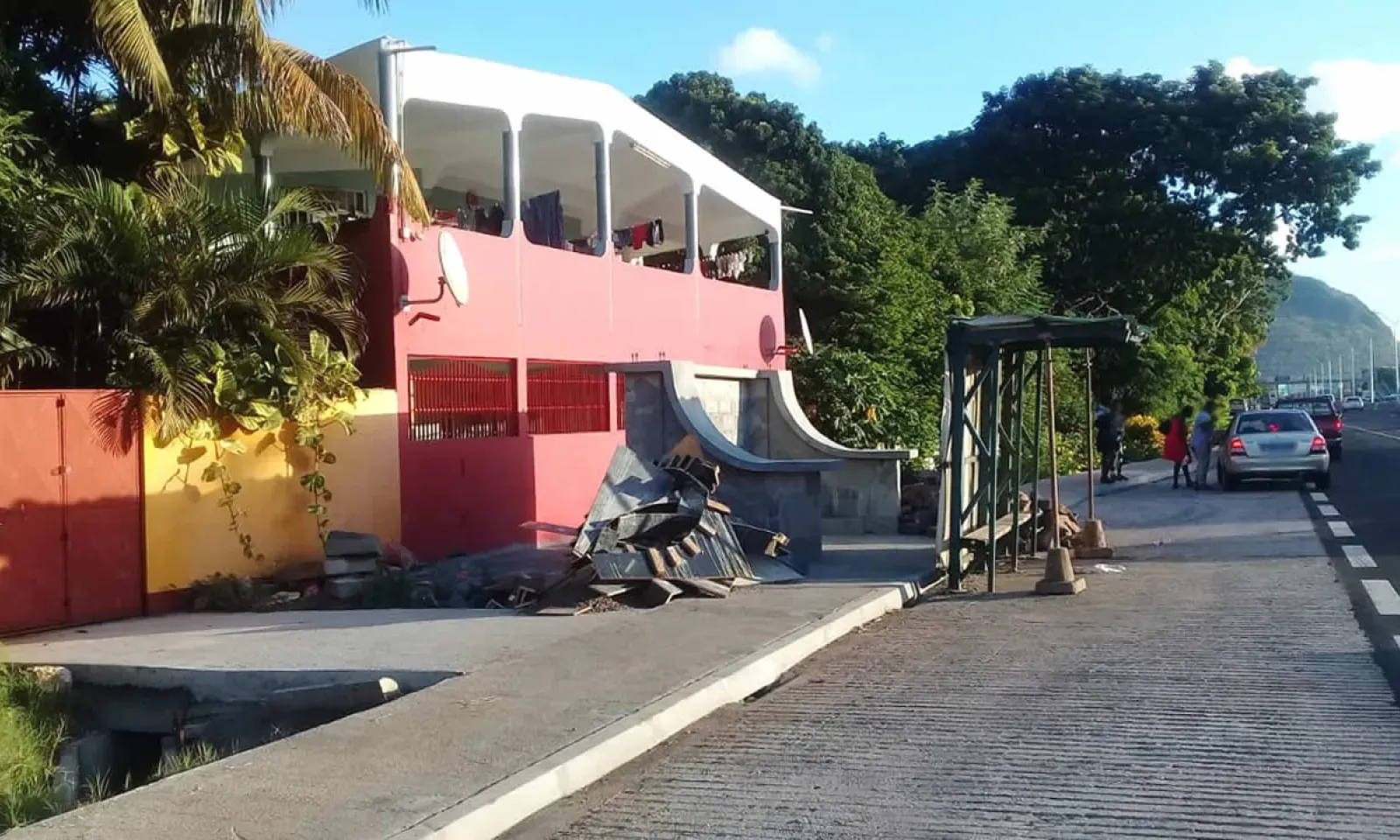 Sur l’autoroute M2 -  À Roche-Bois