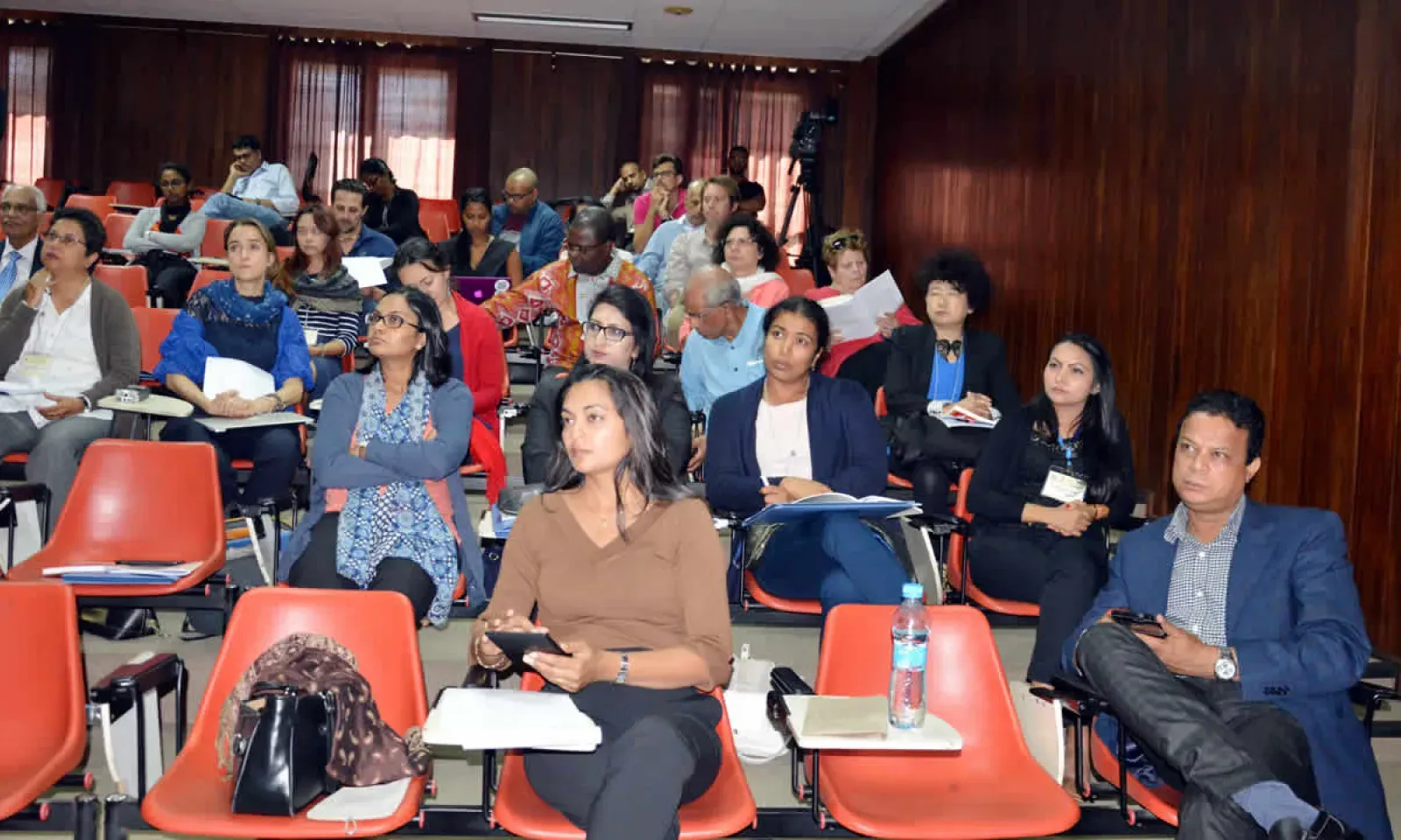 Les participants  à la conférence internationale à l’UoM.