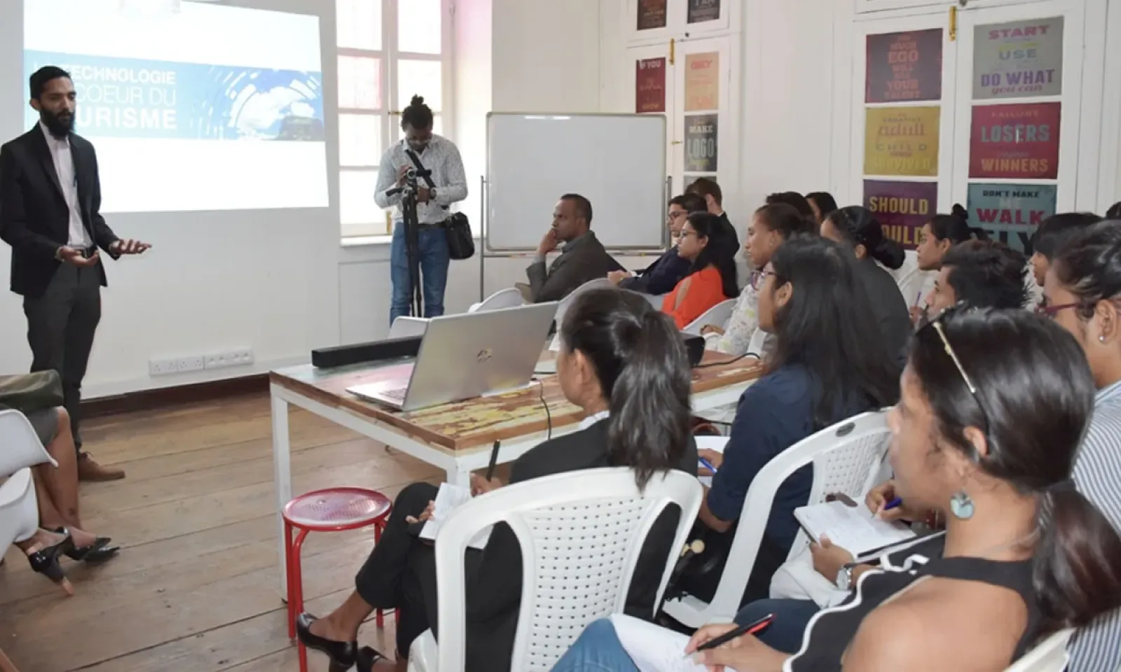 L’atelier de travail s’est tenu au Co-Working à Port-Louis.