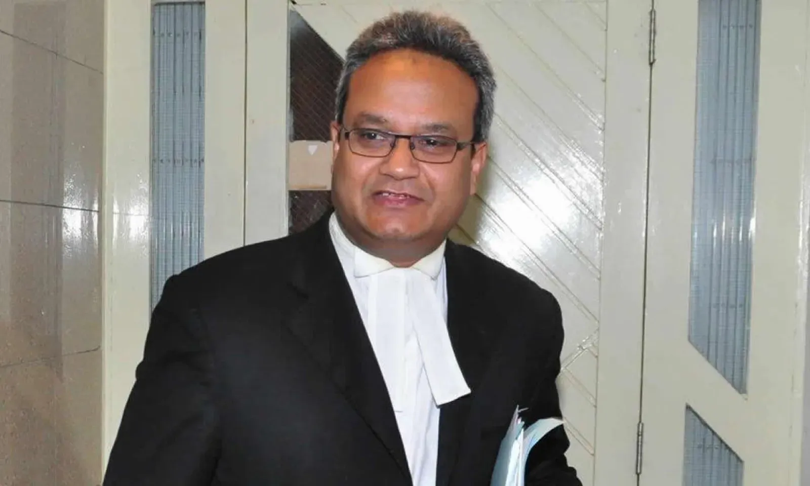 Me Vedakur Sharma Rampoortab