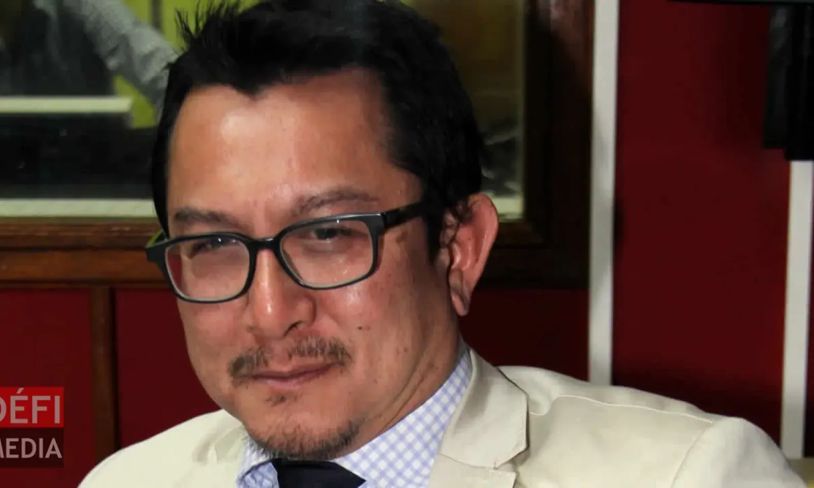 L'avocat Dick Ng Sui Wah.