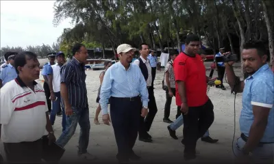 [Audio] Envahissement du littoral : visite surprise de Soodhun sur les plages du Nord