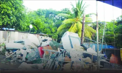 Pollution: les habitants de Roche-Bois se disent victimes de déchets toxiques