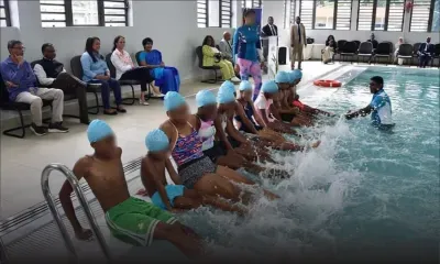 Sécurité aquatique renforcée avec des bassins d’apprentissage et du Curriculum «Natation Scolaire»