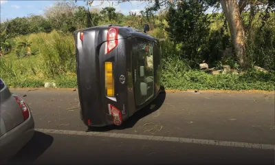 Piton : une voiture se renverse