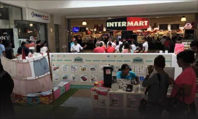 Période de fin d’année : comment les grandes surfaces se préparent-elles pour faire le plein de clients ?