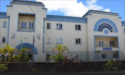  Curepipe : un portail tombe sur une fillette 