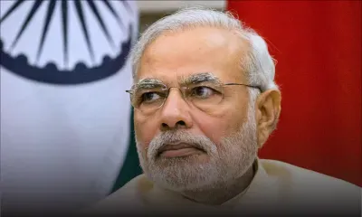 Modi pour inaugurer le Metro Express