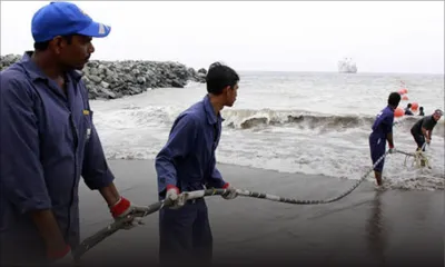 Connexion Internet : signature d’accord pour le câble sous-marin de fibre optique