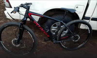 Vol d’un vélo valant Rs 90 000 : trois suspects arrêtés, le deux-roues retrouvé