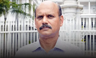 Radhakrishna Sadien contre la distribution de tablettes tactiles aux élèves de STD I et II