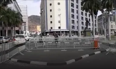 À la rue Farquhar : des commerces gênés par les mains courantes