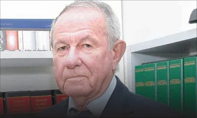 Sir Victor Glover: «Toute loi peut être dangereuse dépendant des mains entre lesquelles elle se trouve»