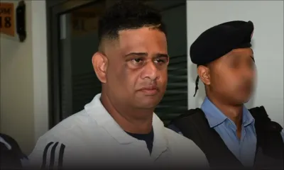  Gro Derek : « Mo mintenir mo linosans »