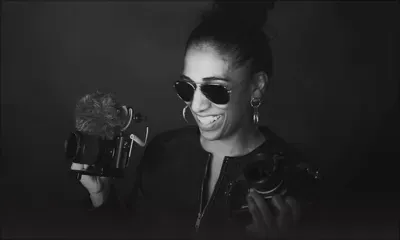 Sandrine Julien : «J’ai érigé mes murs avec les pierres qu’on m’a lancées»