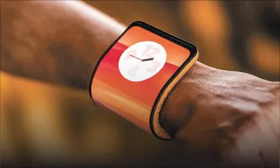 Au Mobile World Congress, smartphones-bracelets et bague intelligente présentés