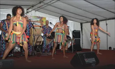 La Caverne fête la libération