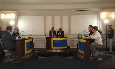 En direct de l'hôtel Le Labourdonnais, le forum-débat autour du thème «Vert, humain et moderne», co-animé par Nawaz Noobux et Malenn Oodiah.