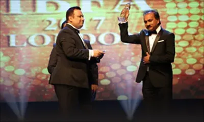 Sashi Sohodeb honoured by the International Bhojpuri Filmfare Award 